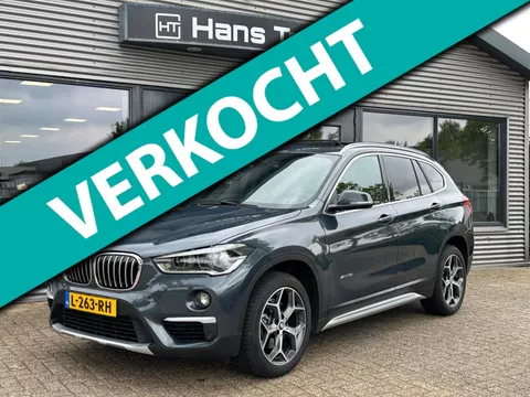 BMW X1 SDrive18i AUT High Executive Panorama / HUD / Trekhaak /Leer